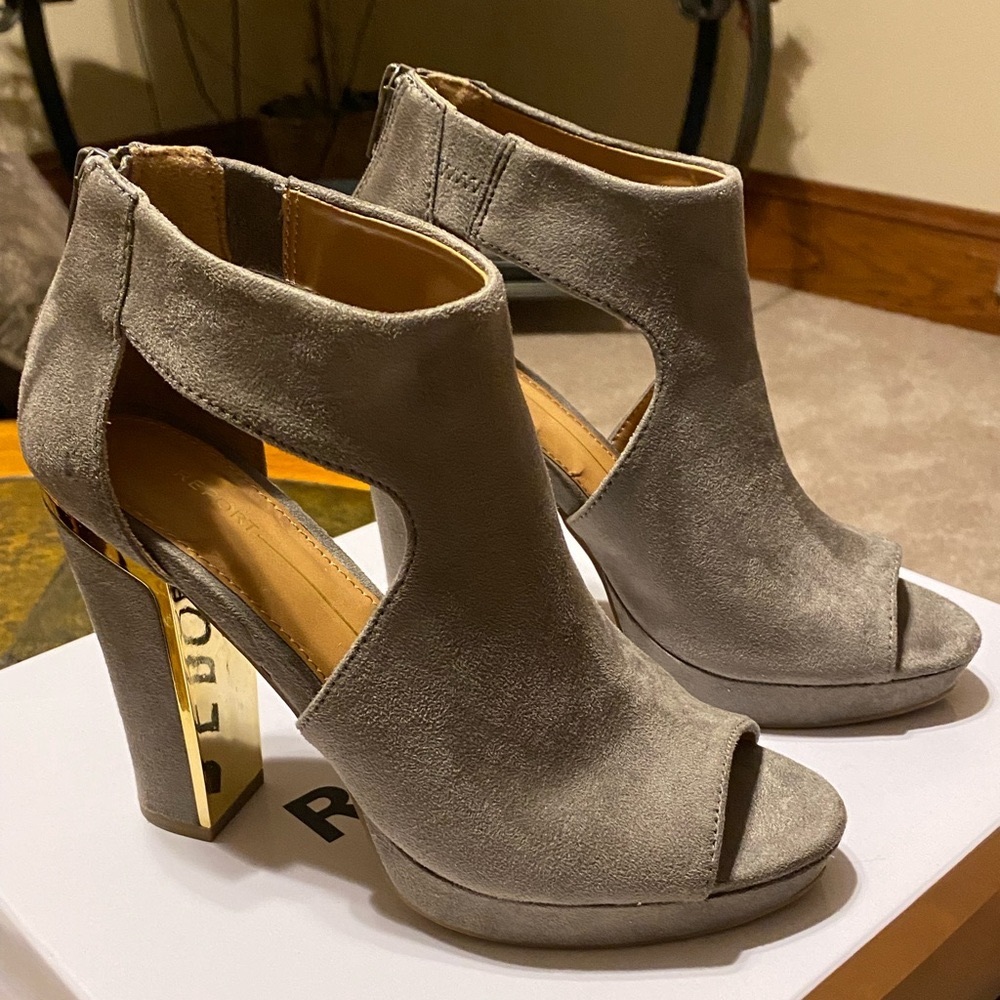 Womens Open Toed Suede Shoe Boots, Size 6 1/2